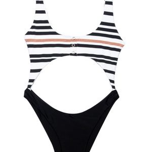 Beach Bunny Kelly MonoKini